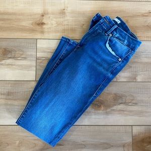 NEW Good American Jeans